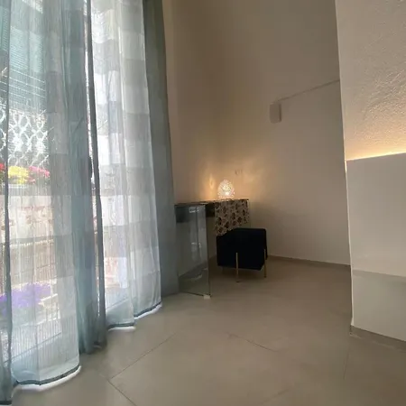 Oda ve Kahvaltı Trame - La Naca Sul Porto Polignano a Mare